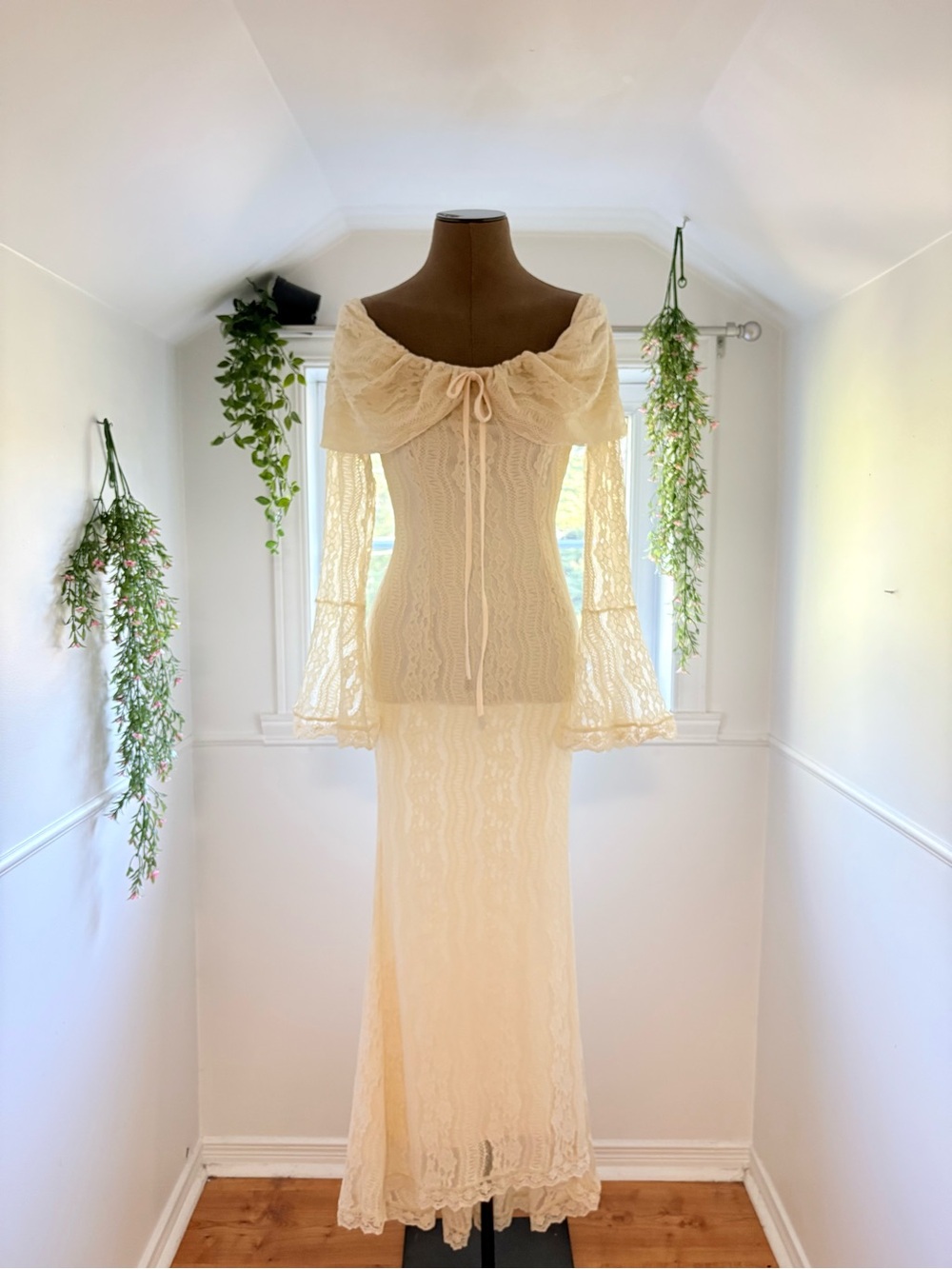 Elegant Cream Lace Off-Shoulder Maxi Dress